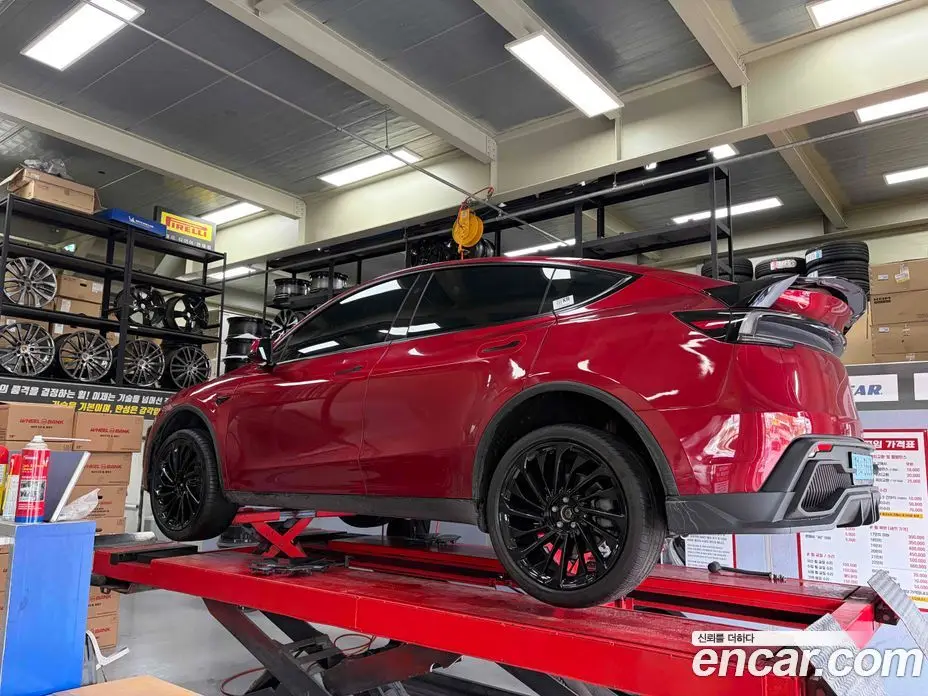 Tesla Model Y 2025 1.0 автомат (гидро), фото 14 Tesla Model Y 2025 1.0 автомат (гидро), фото 14