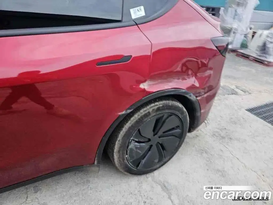 Tesla Model Y 2025 1.0 автомат (гидро), фото 16 Tesla Model Y 2025 1.0 автомат (гидро), фото 16