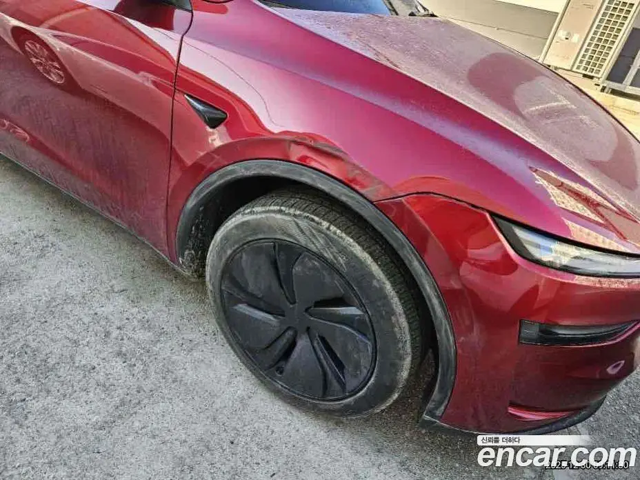 Tesla Model Y 2025 1.0 автомат (гидро), фото 17 Tesla Model Y 2025 1.0 автомат (гидро), фото 17