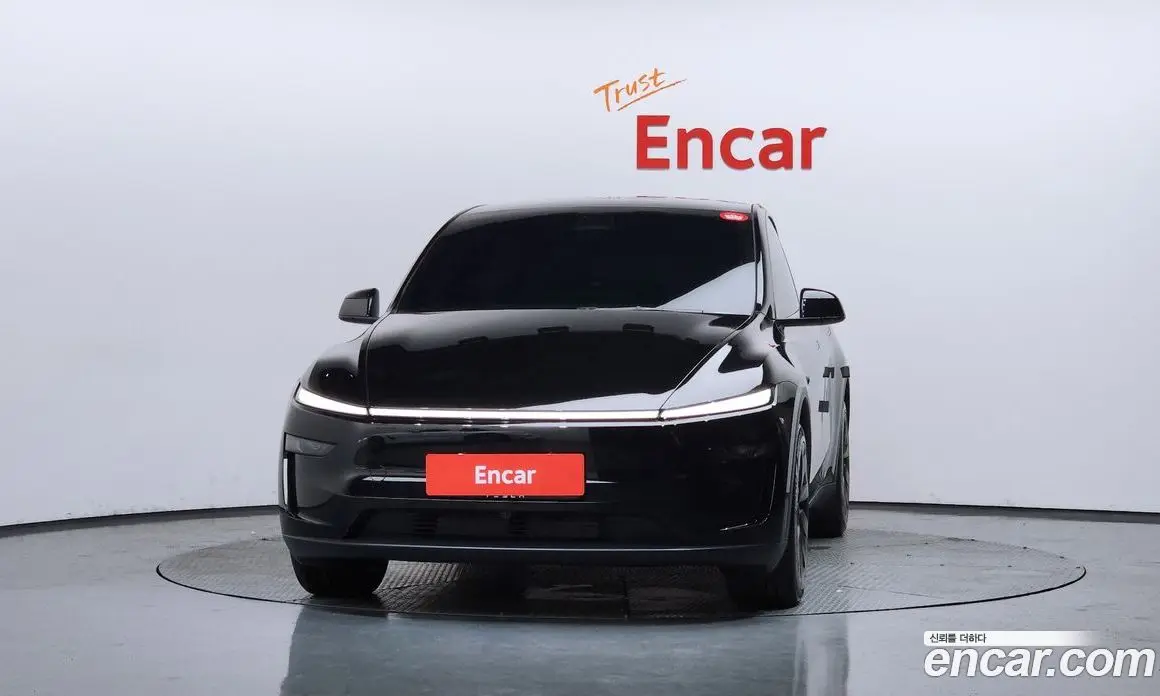 Tesla Model Y 2026 0.2 автомат (гидро), фото 3 Tesla Model Y 2026 0.2 автомат (гидро), фото 3