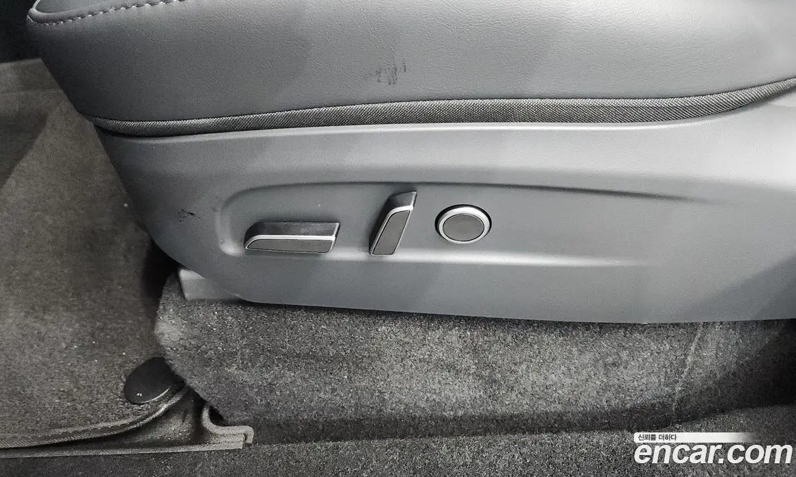 Tesla Model Y 2026 0.2 автомат (гидро), фото 31 Tesla Model Y 2026 0.2 автомат (гидро), фото 31