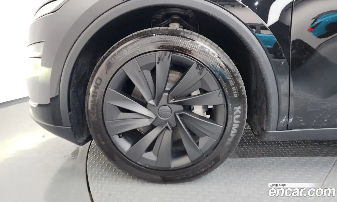 Tesla Model Y 2026 0.2 автомат (гидро), фото 5 Tesla Model Y 2026 0.2 автомат (гидро), фото 5