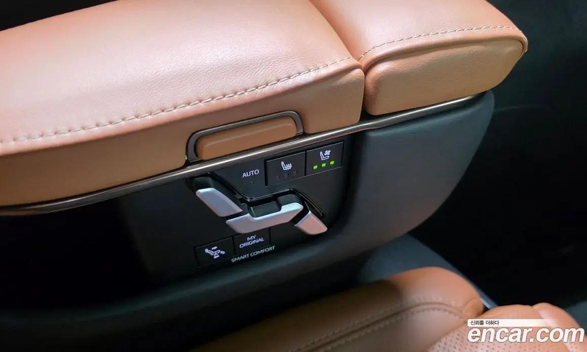 Toyota Alphard 2025 2.5 автомат (гидро), фото 17
