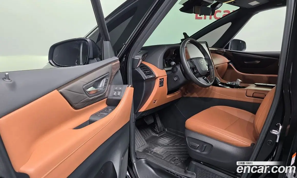 Toyota Alphard 2025 2.5 автомат (гидро), фото 10