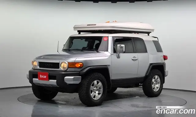 Toyota FJ Cruiser 2007 4.0 автомат (гидро), миниатюра 2