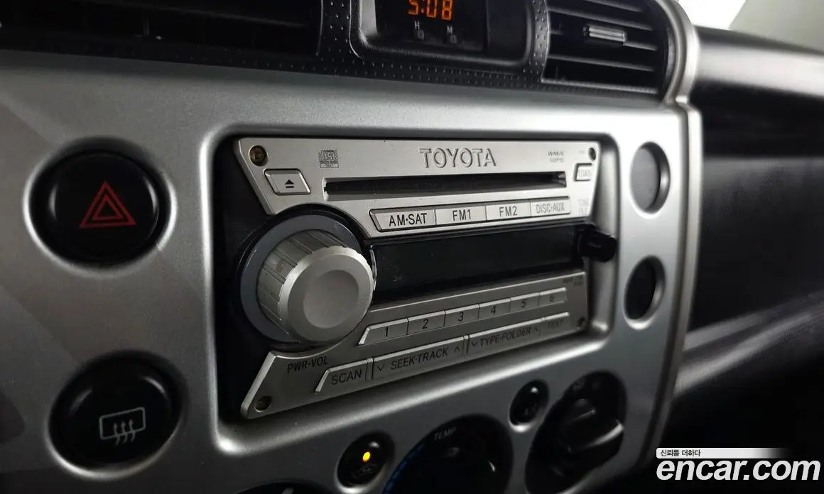 Toyota FJ Cruiser 2007 4.0 автомат (гидро), фото 14