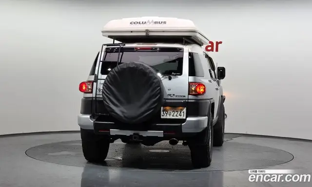 Toyota FJ Cruiser 2007 4.0 автомат (гидро), миниатюра 5