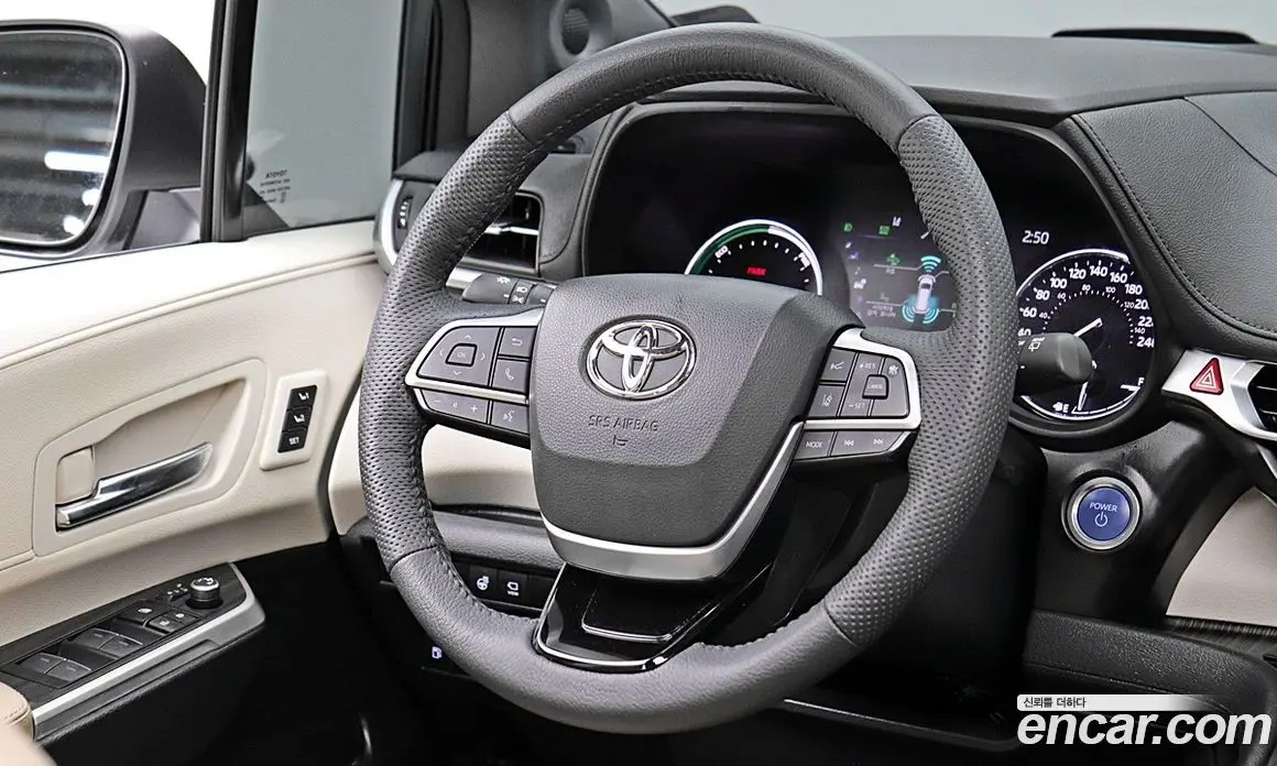 Toyota Sienna 2023 2.5 автомат (гидро), фото 11 Toyota Sienna 2023 2.5 автомат (гидро), фото 11