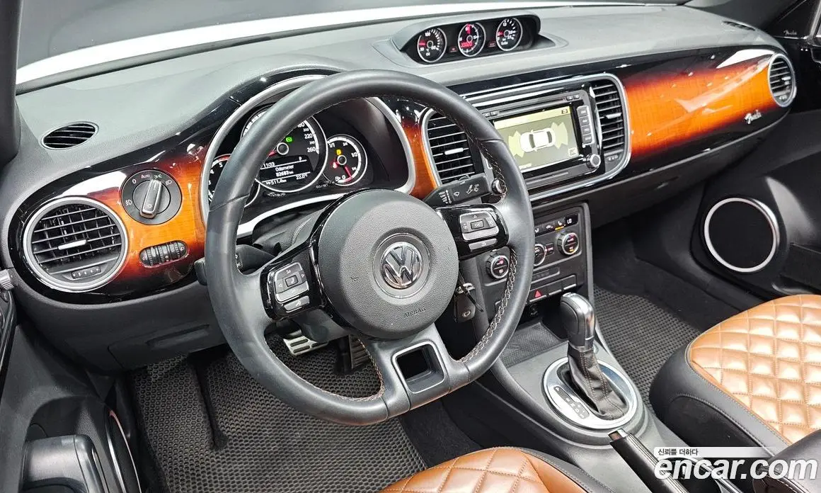 Volkswagen Beatle 2014 2.0 автомат (гидро), фото 13 Volkswagen Beatle 2014 2.0 автомат (гидро), фото 13