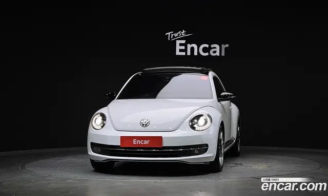 Volkswagen Beatle 2014 2.0 автомат (гидро), миниатюра 3 Volkswagen Beatle 2014 2.0 автомат (гидро), миниатюра 3