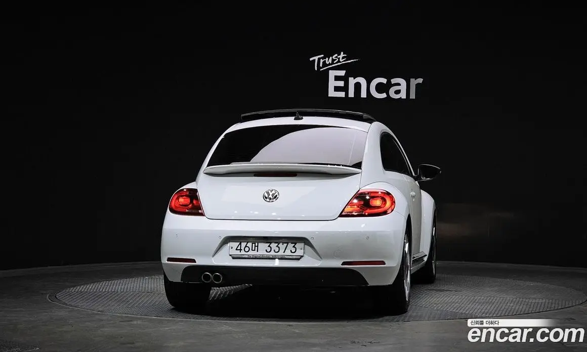 Volkswagen Beatle 2014 2.0 автомат (гидро), фото 4 Volkswagen Beatle 2014 2.0 автомат (гидро), фото 4