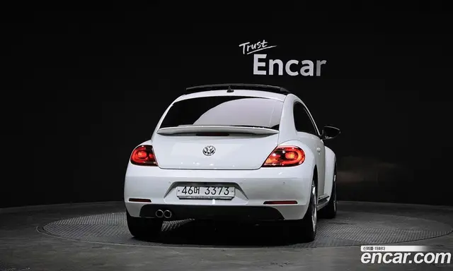 Volkswagen Beatle 2014 2.0 автомат (гидро), миниатюра 4 Volkswagen Beatle 2014 2.0 автомат (гидро), миниатюра 4