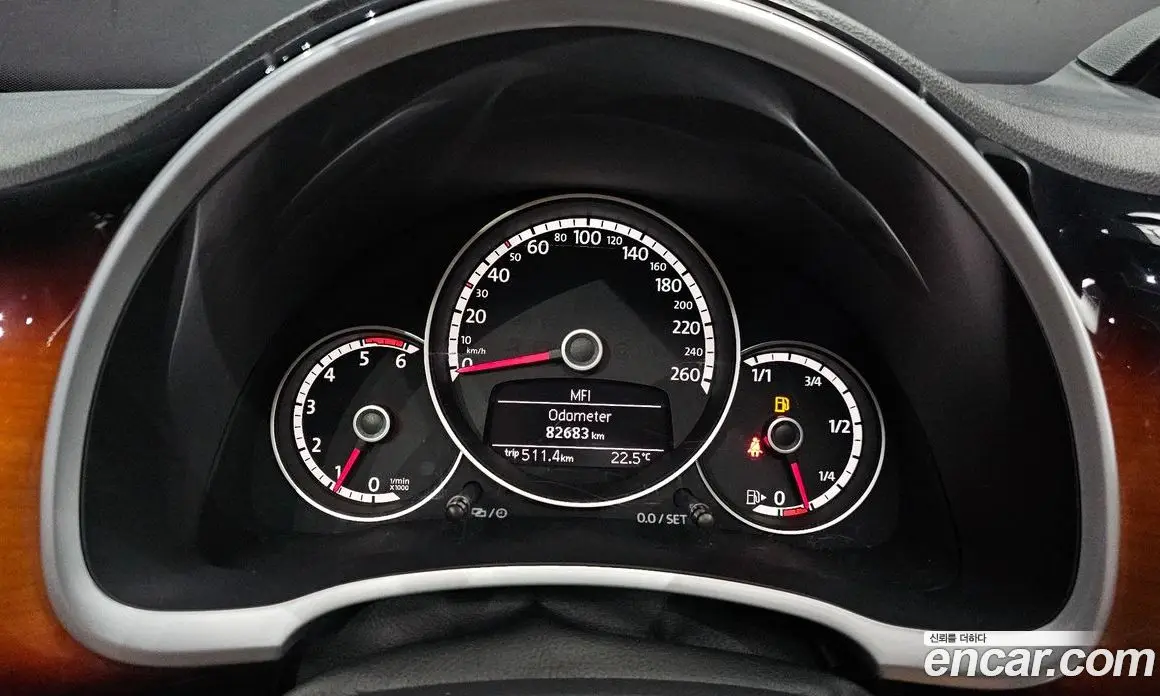 Volkswagen Beatle 2014 2.0 автомат (гидро), фото 8 Volkswagen Beatle 2014 2.0 автомат (гидро), фото 8