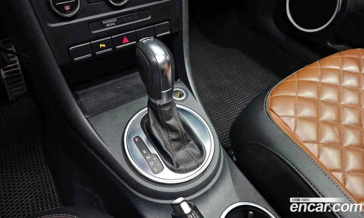 Volkswagen Beatle 2014 2.0 автомат (гидро), фото 9 Volkswagen Beatle 2014 2.0 автомат (гидро), фото 9