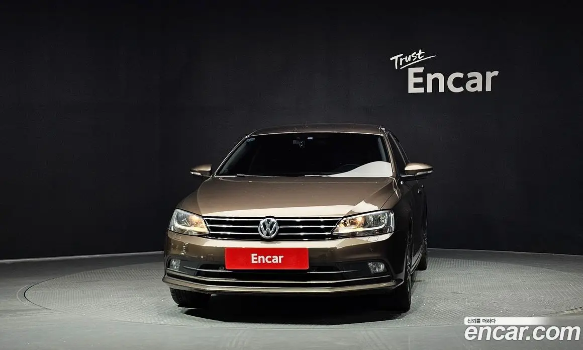 Volkswagen Jetta 2015 2.0 автомат (гидро), фото 3 Volkswagen Jetta 2015 2.0 автомат (гидро), фото 3