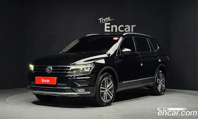Volkswagen Tiguan 2020 2.0 автомат (гидро), миниатюра 1