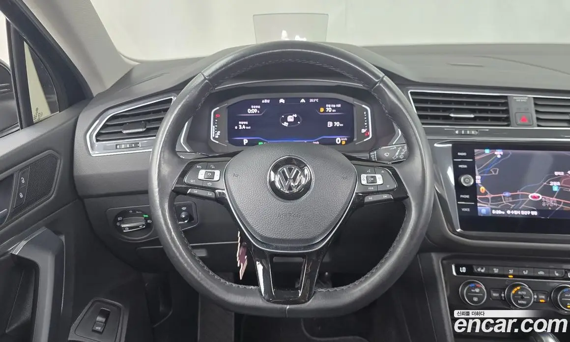 Volkswagen Tiguan 2020 2.0 автомат (гидро), фото 12