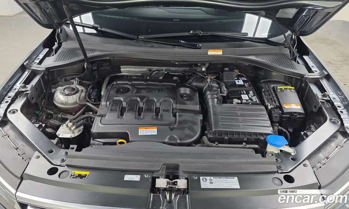 Volkswagen Tiguan 2020 2.0 автомат (гидро), фото 5 Volkswagen Tiguan 2020 2.0 автомат (гидро), фото 5