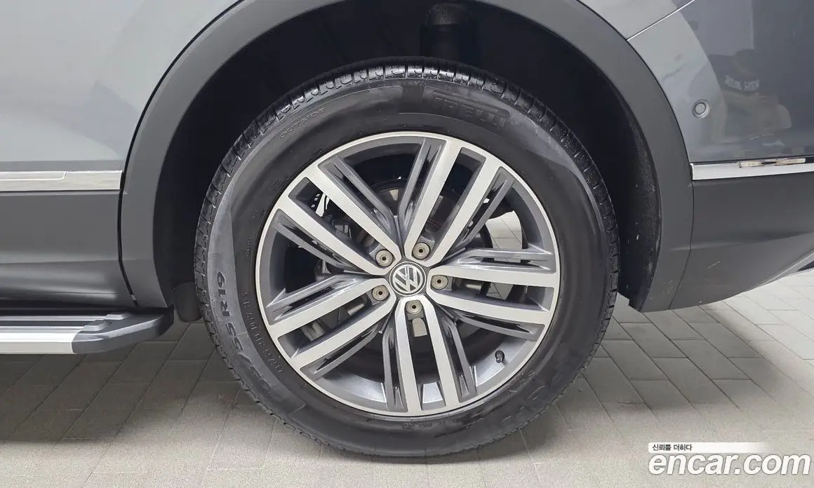 Volkswagen Tiguan 2020 2.0 автомат (гидро), фото 6 Volkswagen Tiguan 2020 2.0 автомат (гидро), фото 6