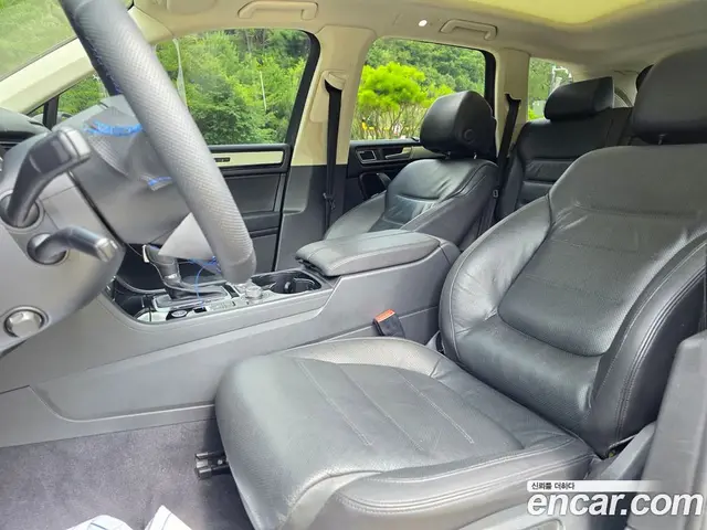 Volkswagen Touareg 2015 3.0 автомат (гидро), миниатюра 10 Volkswagen Touareg 2015 3.0 автомат (гидро), миниатюра 10