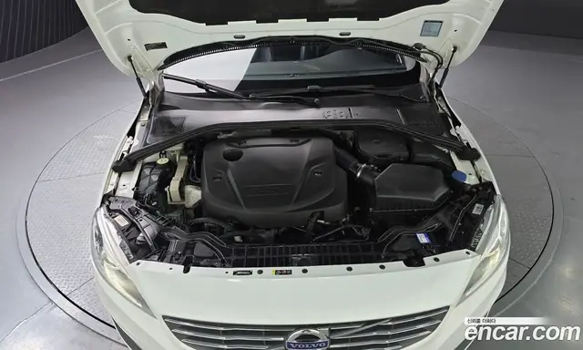 Volvo S60 2017 2.0 автомат (гидро), миниатюра 6 Volvo S60 2017 2.0 автомат (гидро), миниатюра 6