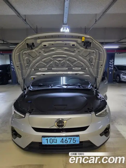 Volvo XC40 2023 автомат (гидро), миниатюра 6 Volvo XC40 2023 автомат (гидро), миниатюра 6