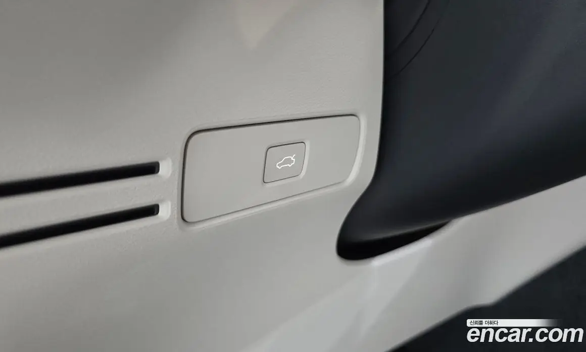 Volvo XC40 2024 2.0 автомат (гидро), фото 21 Volvo XC40 2024 2.0 автомат (гидро), фото 21