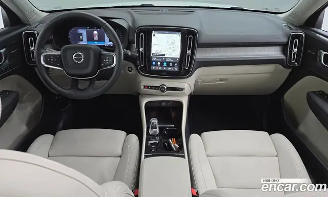 Volvo XC40 2024 2.0 автомат (гидро), миниатюра 10 Volvo XC40 2024 2.0 автомат (гидро), миниатюра 10