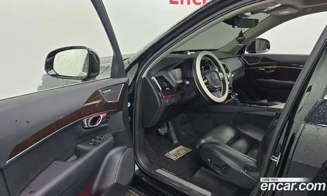 Volvo XC90 2016 2.0 автомат (гидро), миниатюра 10 Volvo XC90 2016 2.0 автомат (гидро), миниатюра 10