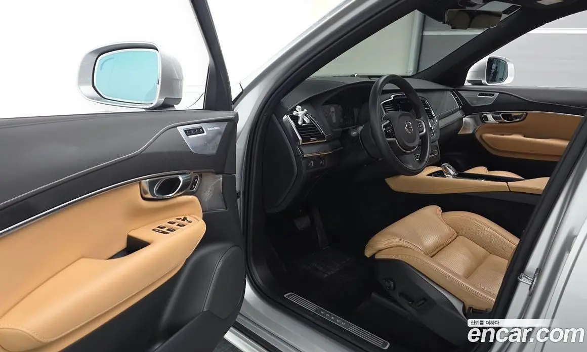 Volvo XC90 2022 2.0 автомат (гидро), фото 10 Volvo XC90 2022 2.0 автомат (гидро), фото 10