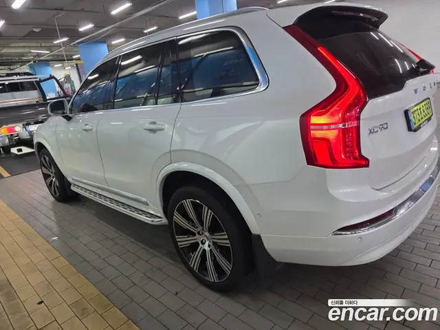Volvo XC90 2025 2.0 автомат (гидро), миниатюра 7 Volvo XC90 2025 2.0 автомат (гидро), миниатюра 7