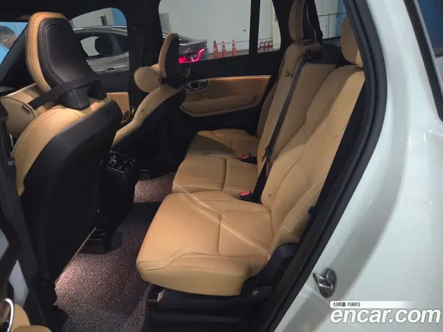 Volvo XC90 2025 2.0 автомат (гидро), миниатюра 10 Volvo XC90 2025 2.0 автомат (гидро), миниатюра 10
