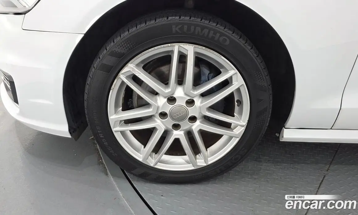 Audi A6 2016 2.0 автомат (гидро), фото 5 Audi A6 2016 2.0 автомат (гидро), фото 5