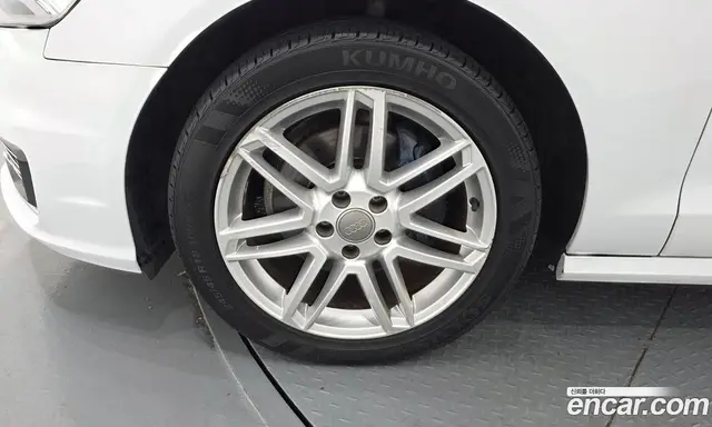 Audi A6 2016 2.0 автомат (гидро), миниатюра 5 Audi A6 2016 2.0 автомат (гидро), миниатюра 5