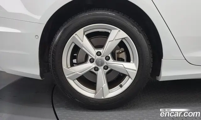 Audi A6 2020 2.0 автомат (гидро), миниатюра 4 Audi A6 2020 2.0 автомат (гидро), миниатюра 4