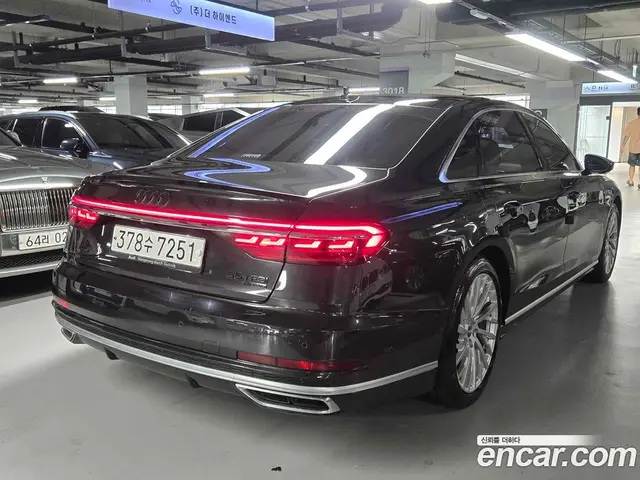 Audi A8 2019 3.0 автомат (гидро), миниатюра 3 Audi A8 2019 3.0 автомат (гидро), миниатюра 3