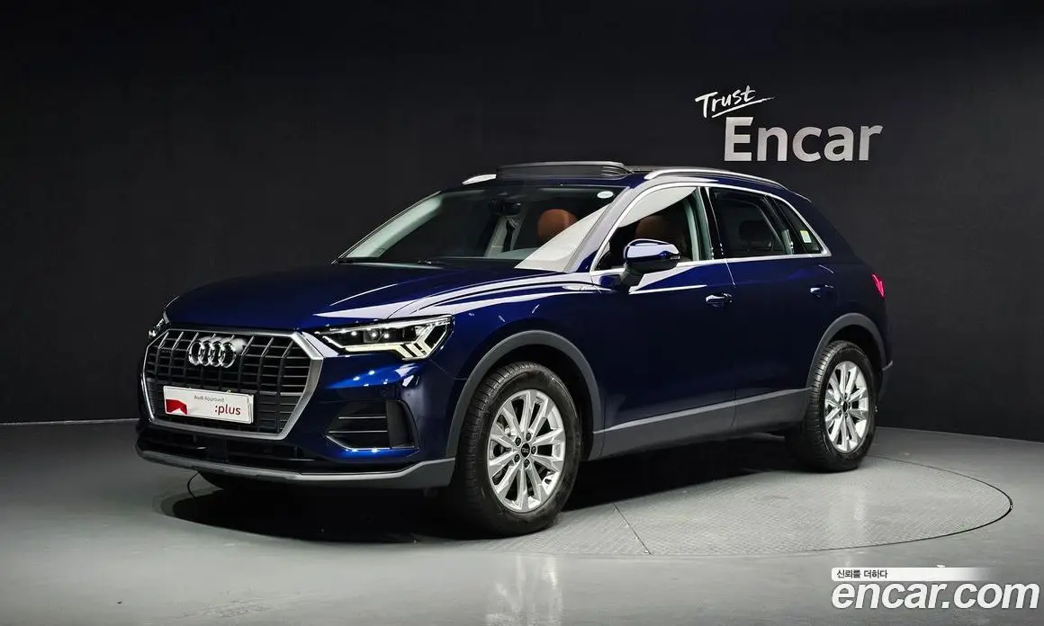 Audi Q3 2025 2.0 автомат (гидро), фото 1 Audi Q3 2025 2.0 автомат (гидро), фото 1