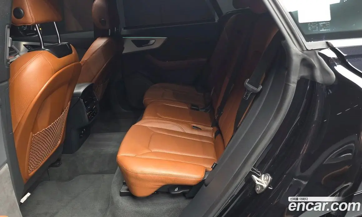 Audi Q8 2021 3.0 автомат (гидро), фото 18 Audi Q8 2021 3.0 автомат (гидро), фото 18