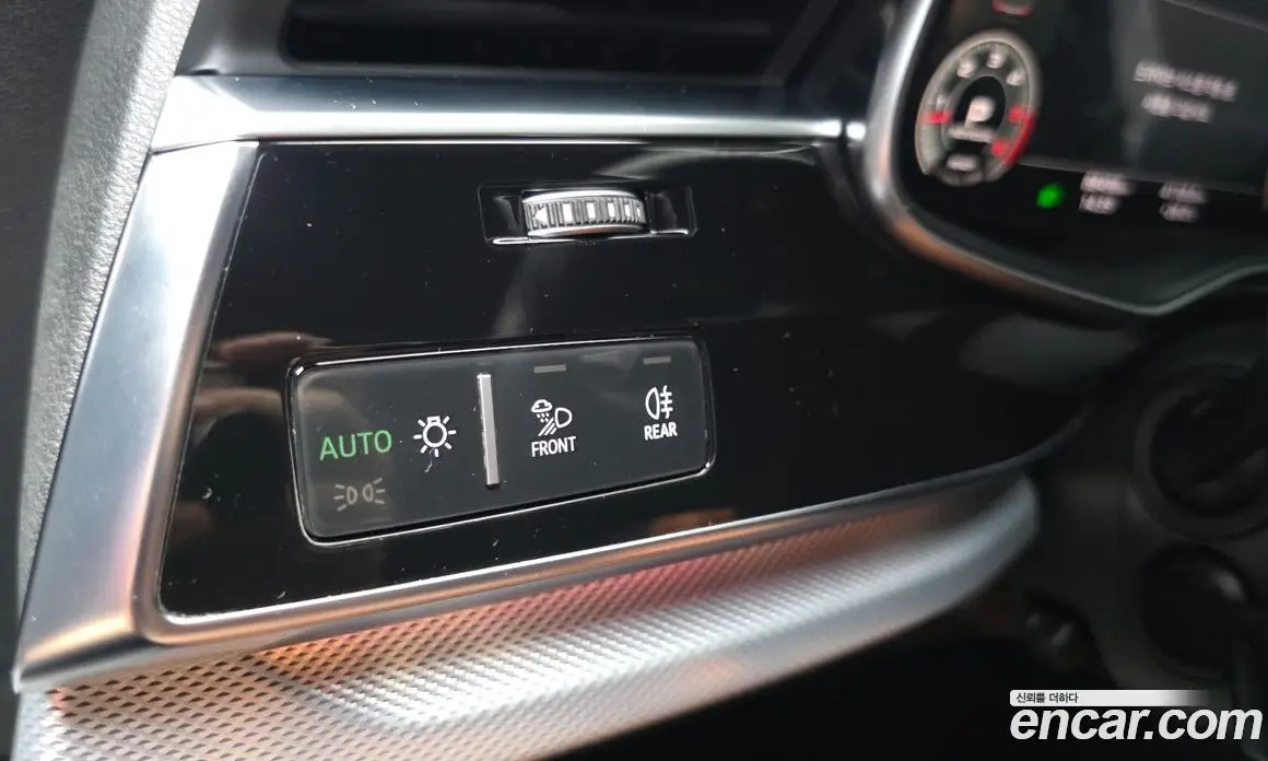 Audi Q8 2021 3.0 автомат (гидро), фото 27 Audi Q8 2021 3.0 автомат (гидро), фото 27