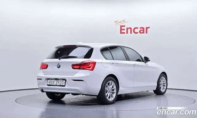 BMW 1 серия 2018 2.0 автомат (гидро), миниатюра 2