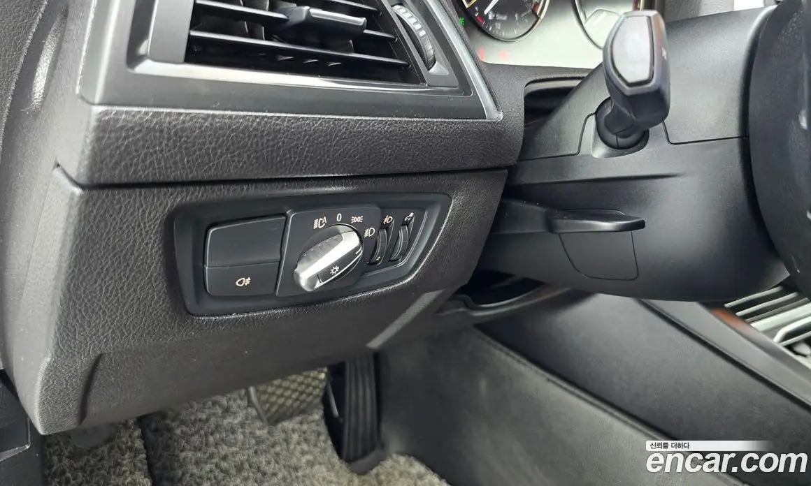 BMW 1 серия 2018 2.0 автомат (гидро), фото 19