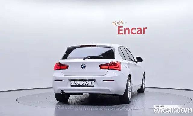 BMW 1 серия 2018 2.0 автомат (гидро), миниатюра 4