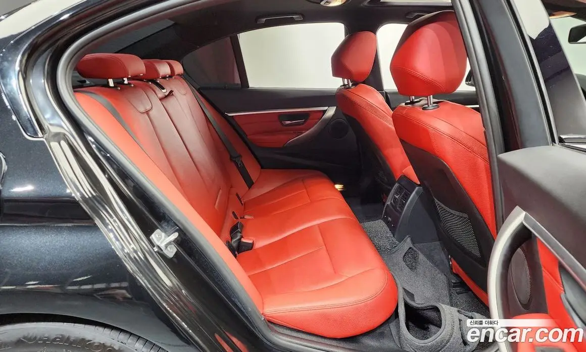 BMW 3 серия 2018 2.0 автомат (гидро), фото 17 BMW 3 серия 2018 2.0 автомат (гидро), фото 17