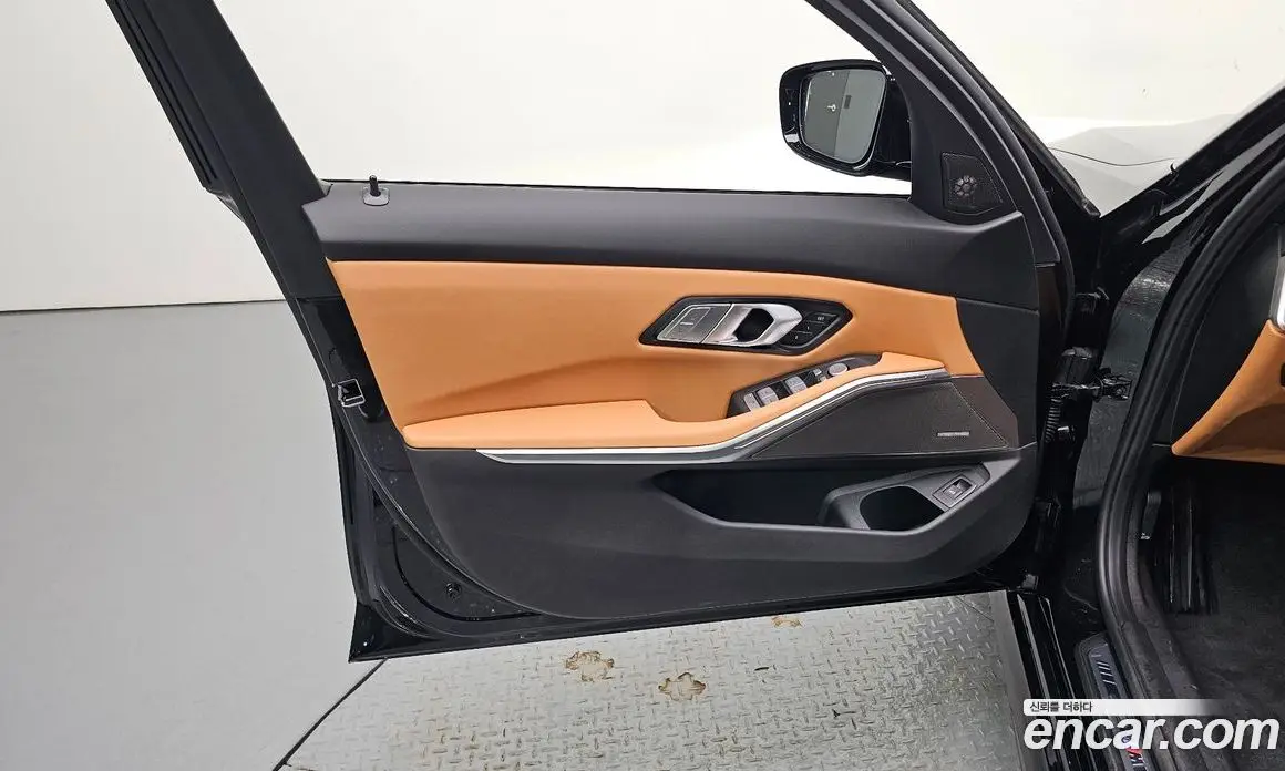 BMW 3 серия 2025 2.0 автомат (гидро), фото 14 BMW 3 серия 2025 2.0 автомат (гидро), фото 14