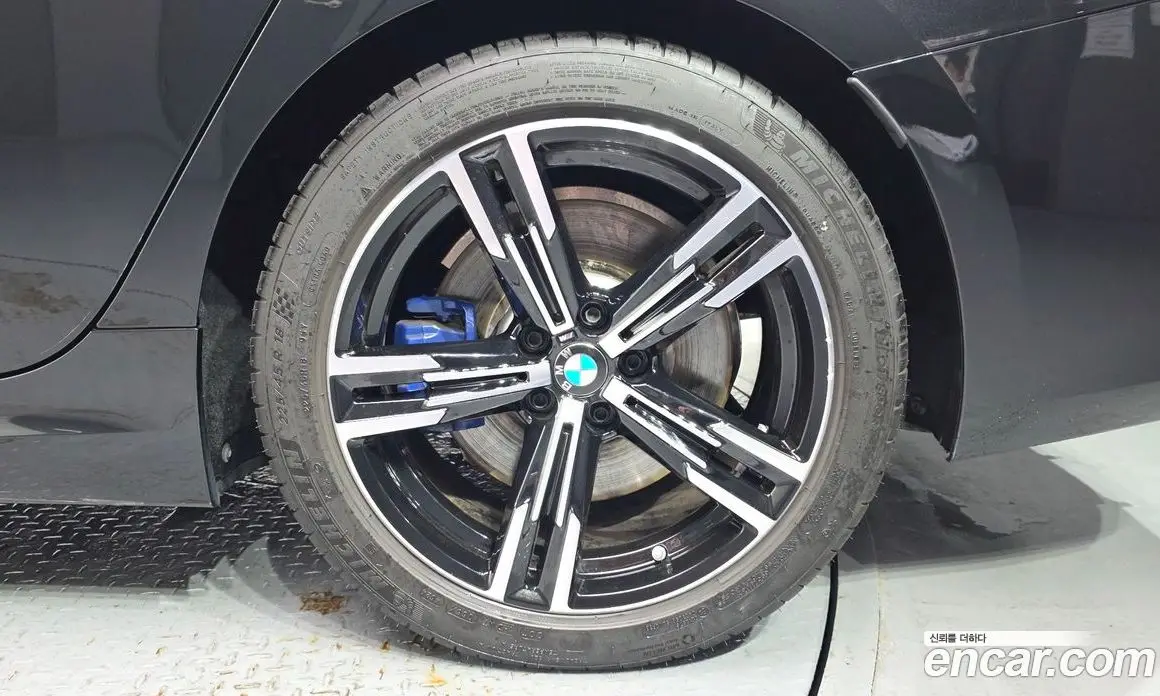 BMW 3 серия 2025 2.0 автомат (гидро), фото 7 BMW 3 серия 2025 2.0 автомат (гидро), фото 7