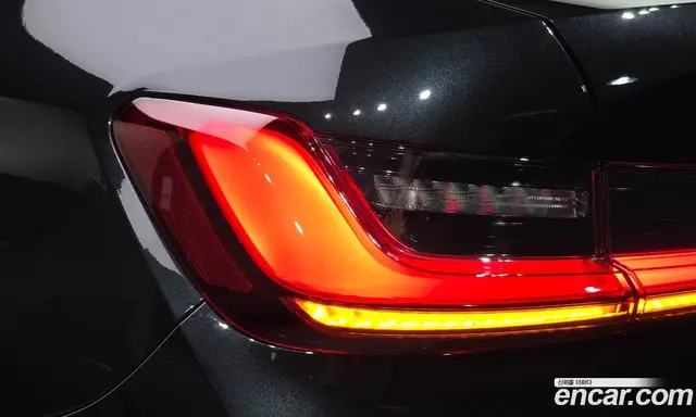 BMW 3 серия 2025 2.0 автомат (гидро), миниатюра 9 BMW 3 серия 2025 2.0 автомат (гидро), миниатюра 9