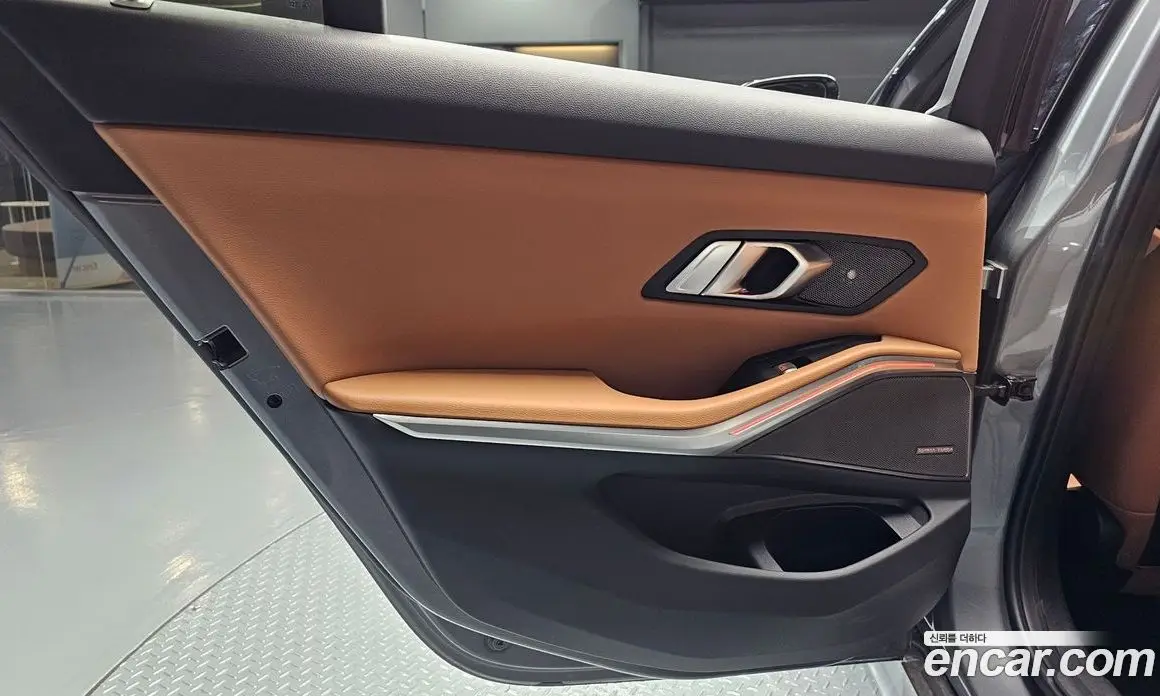 BMW 3 серия 2026 2.0 автомат (гидро), фото 15