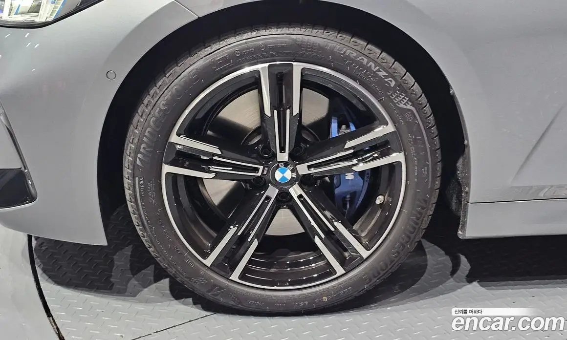 BMW 3 серия 2026 2.0 автомат (гидро), фото 5