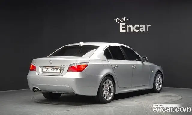 BMW 5 серия 2009 3.0 автомат (гидро), миниатюра 2