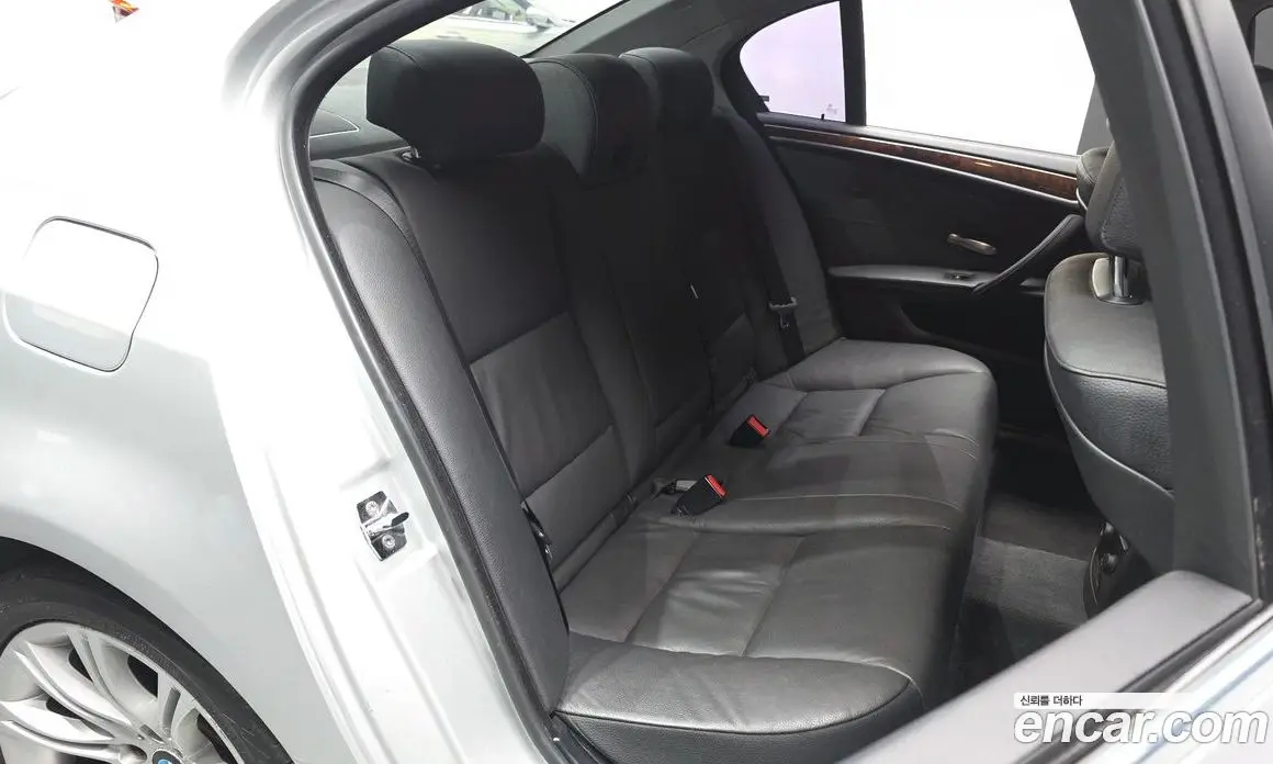 BMW 5 серия 2009 3.0 автомат (гидро), фото 12